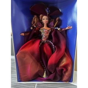 RARE NIB Enchanted Seasons Autumn Glory 1995 Barbie Doll 🍁